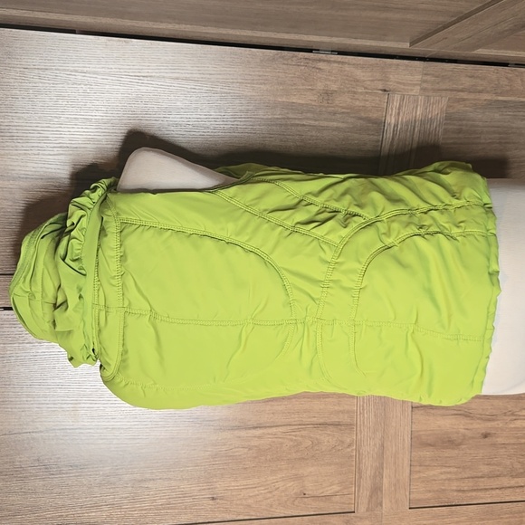Luii Bright Green Puffer Vest - Picture 6 of 12